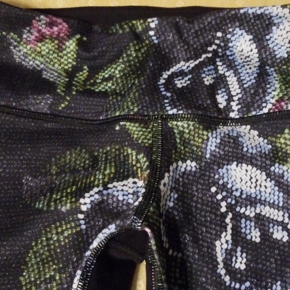 Lululemon Athletic Pants - Picture 2 of 4